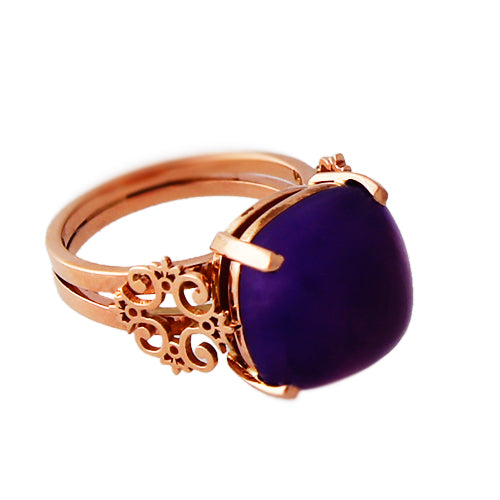 Cabochon Amethyst Signature Ring